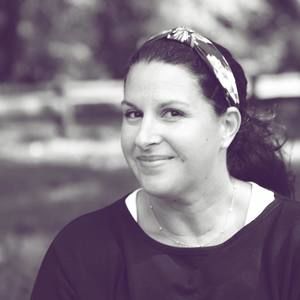 Meet your Posher, Rena